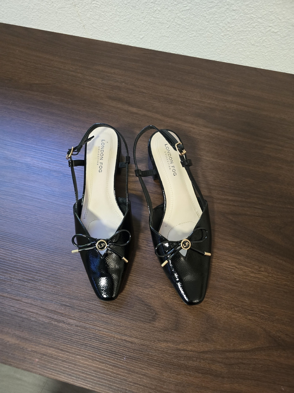 London Fog Black Patent Pointed Slingback Heels - Picture 1 of 7